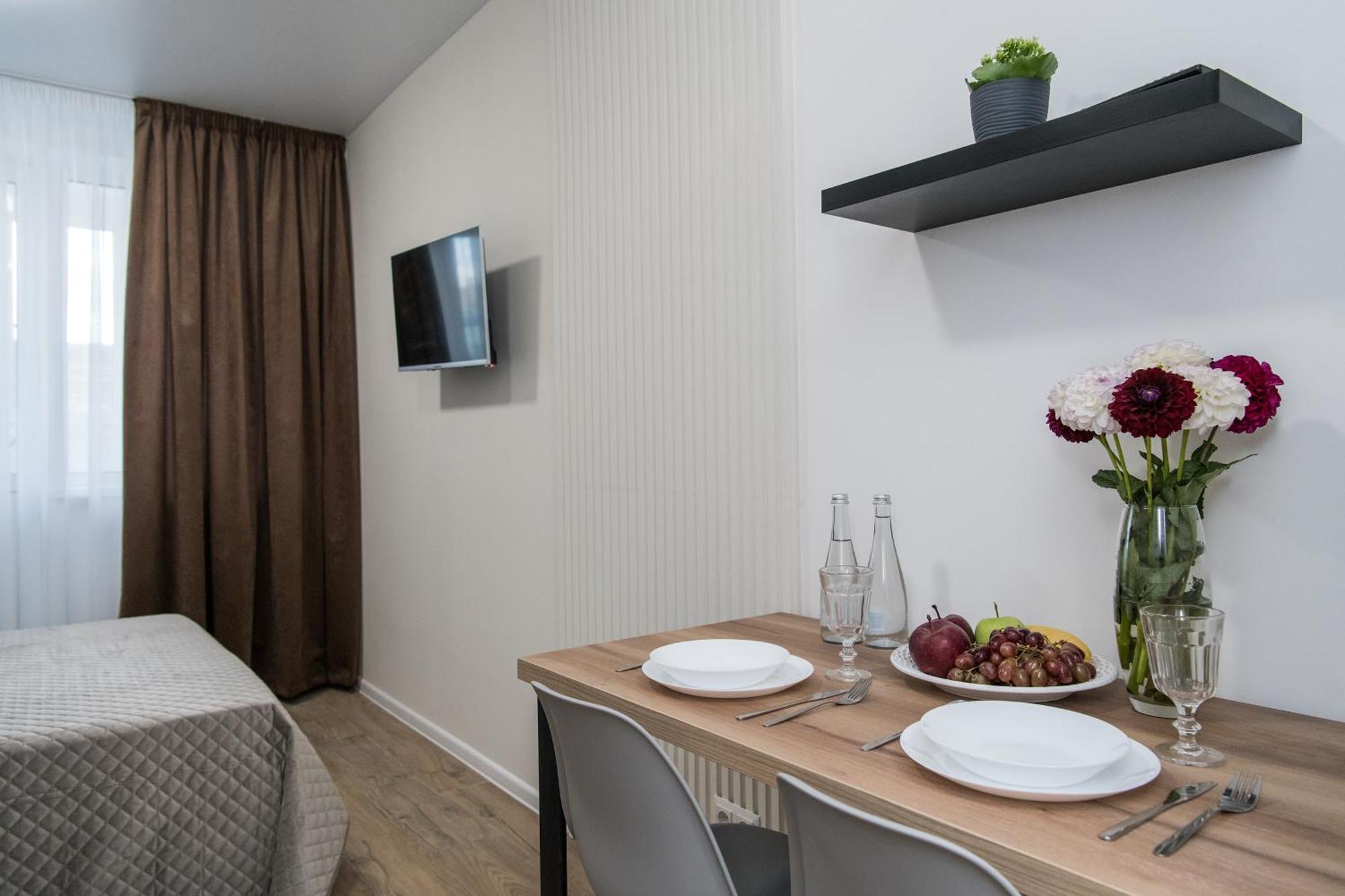Myfreedom Апартаменти Метро Бориспільська Kiev Exterior foto